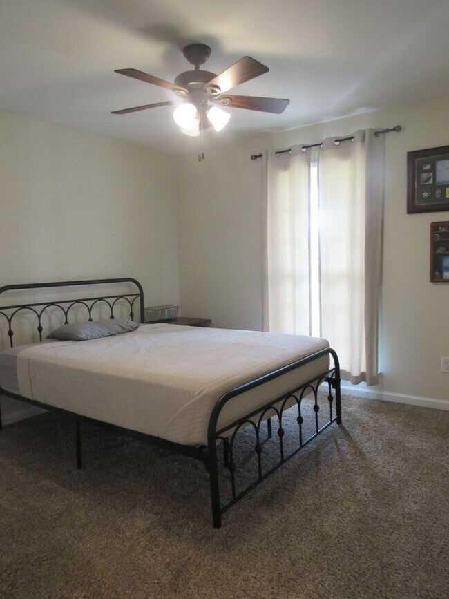 Foto del edificio - Heritage Place Subdivision!