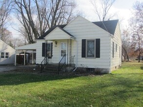 Building Photo - 729 Dale St