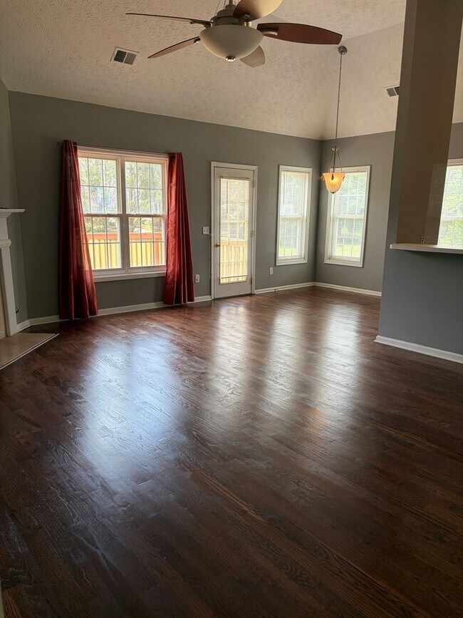 Building Photo - Beautiful Home with Finished Basement