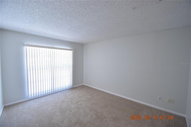 Foto del edificio - 4008 Briarlake Dr