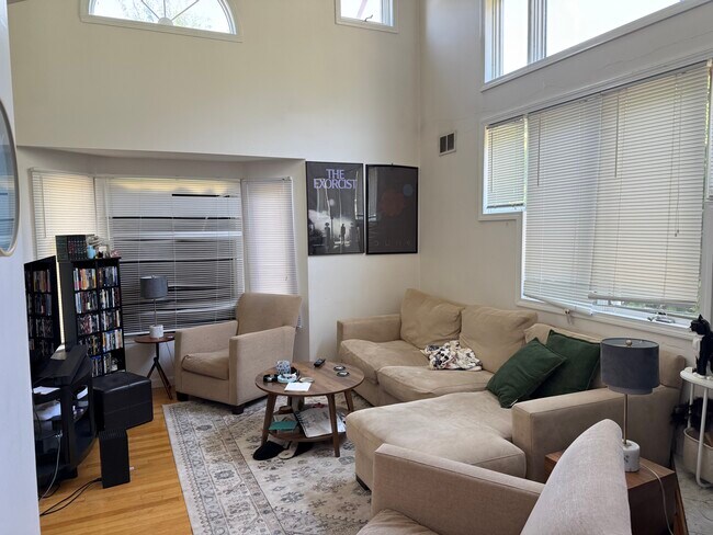 Foto del edificio - 254 Allston St