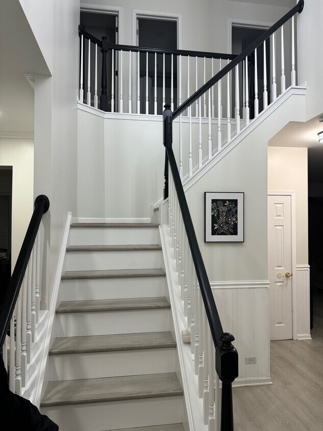 Building Photo - 1486 Glenside Dr