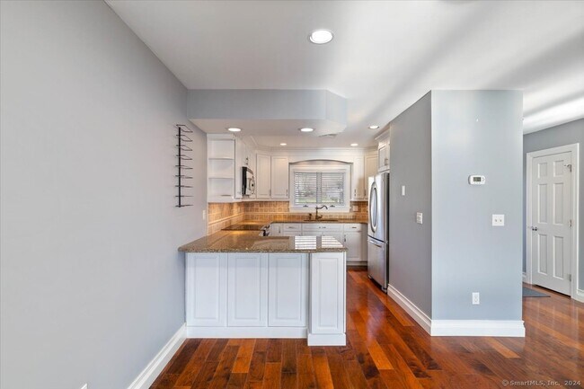 Building Photo - 13 Whitehall Landing
