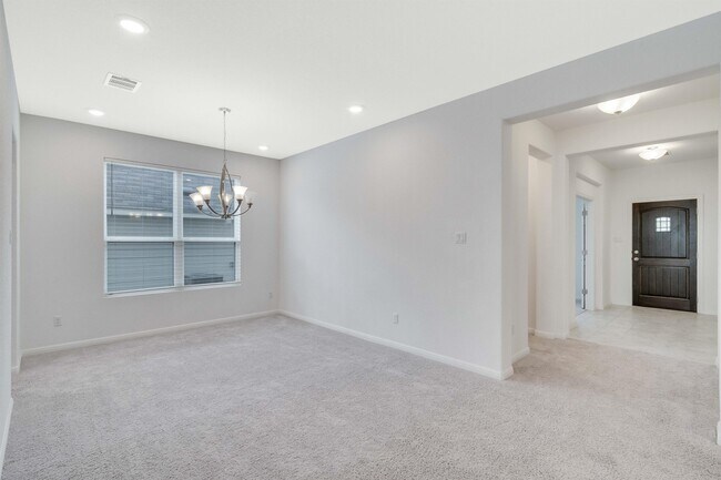 Foto del edificio - 17629 Shafer Dr