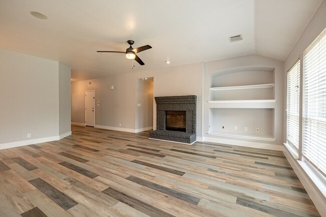 Building Photo - 3018 Rock Rose Pl