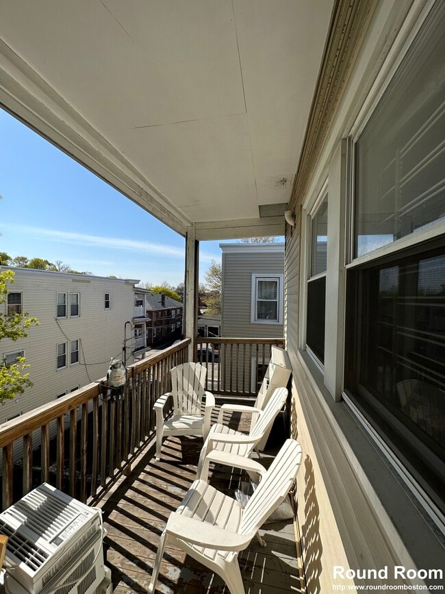 Building Photo - 24 Claymoss Rd