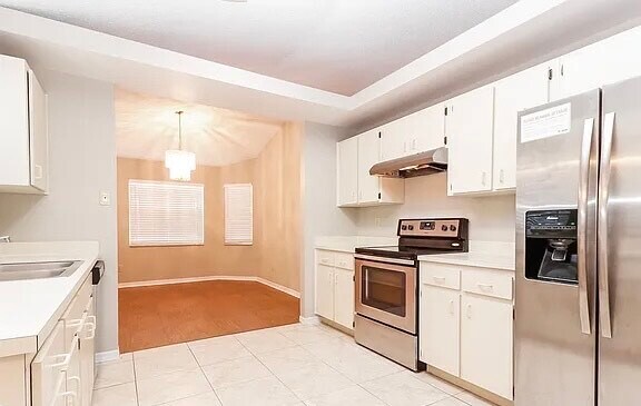 Foto del edificio - 4851 Mill Run Dr