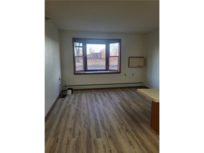 Foto del edificio - 609 Main St S