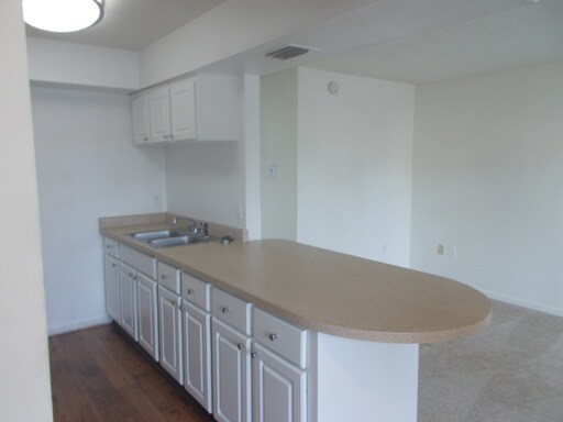 Foto del edificio - 1684 70th St N