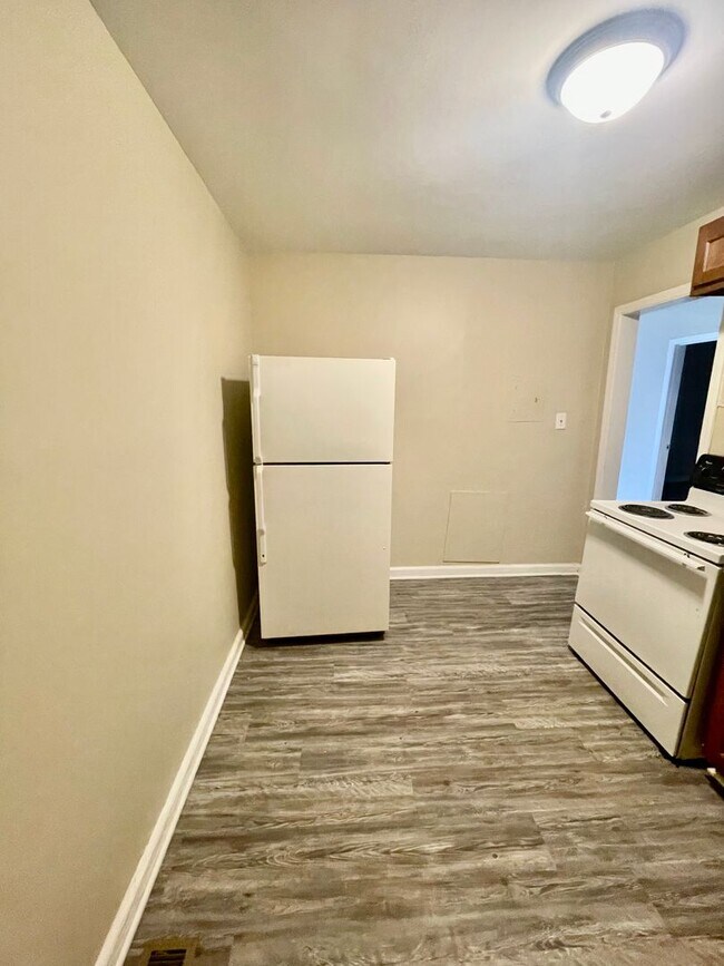 Foto del edificio - (sold)Custer2220