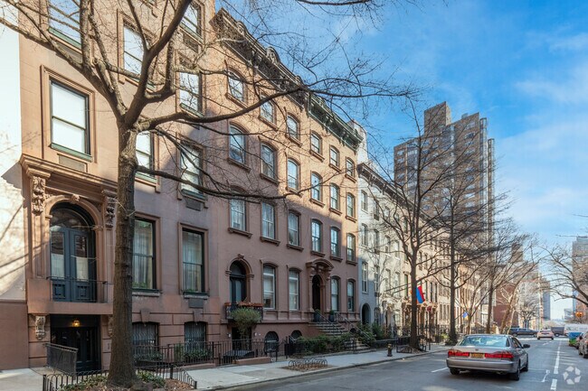 Building Photo - 113 E 36th St