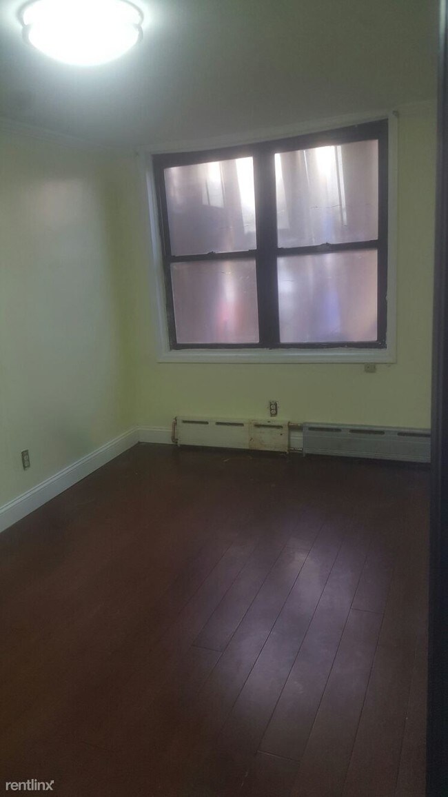Building Photo - 4318 58th St