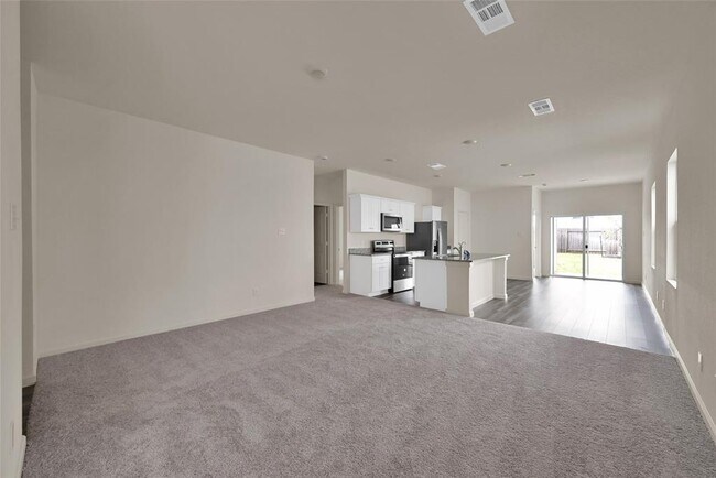 Foto del edificio - 583 Firemoon St