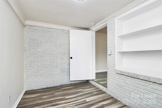 Foto del edificio - 4132 Blenhein Rd