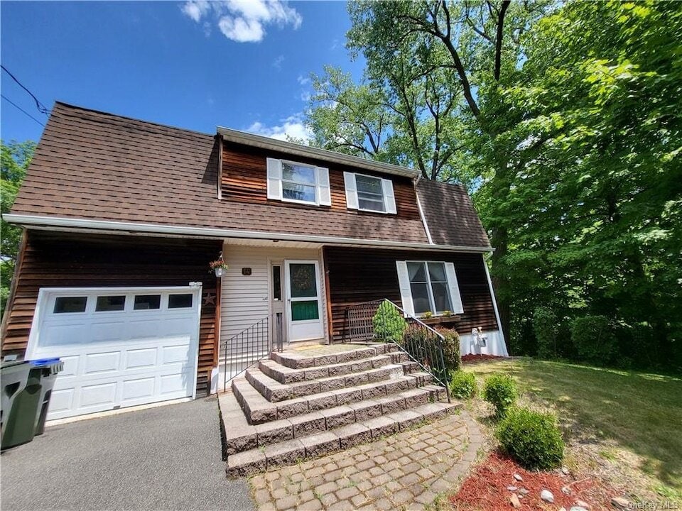 14 Freezer Rd, Middletown, NY 10941 House Rental in Middletown, NY