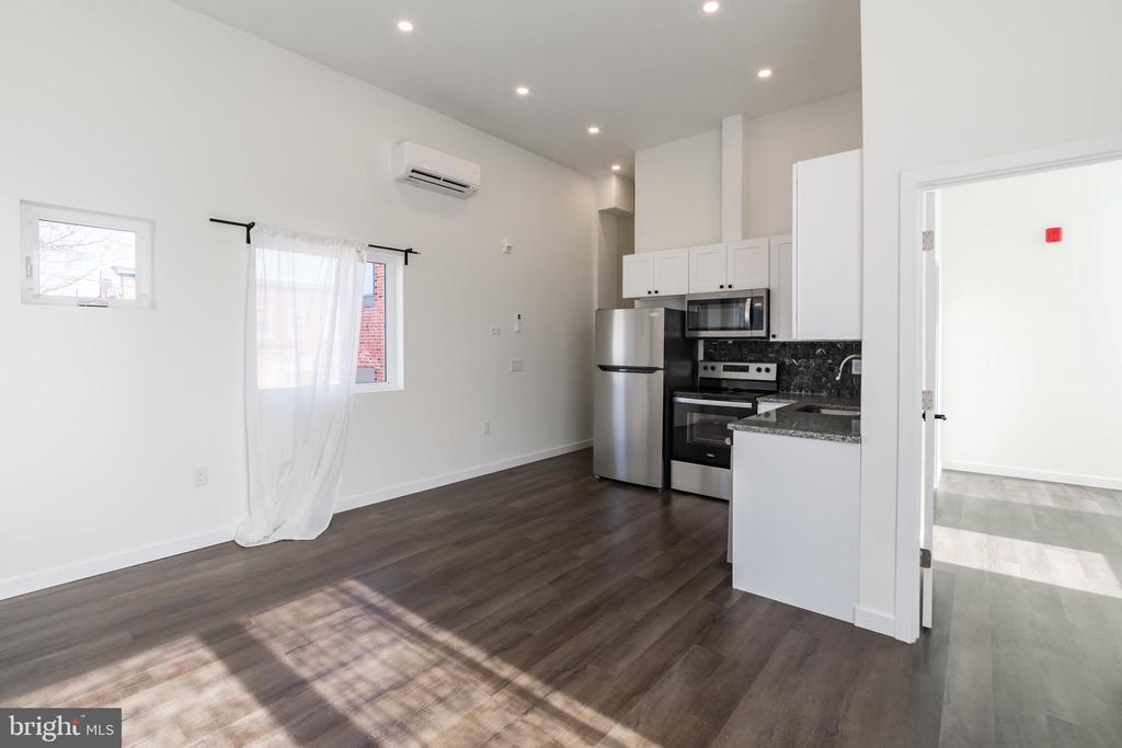 Foto principal - 5303 Chester Ave