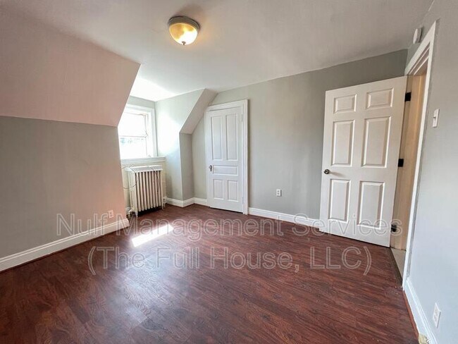 Foto del edificio - 5544 Baywood St