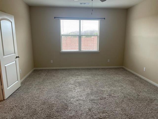 Foto del edificio - 2103 Dahlia Way