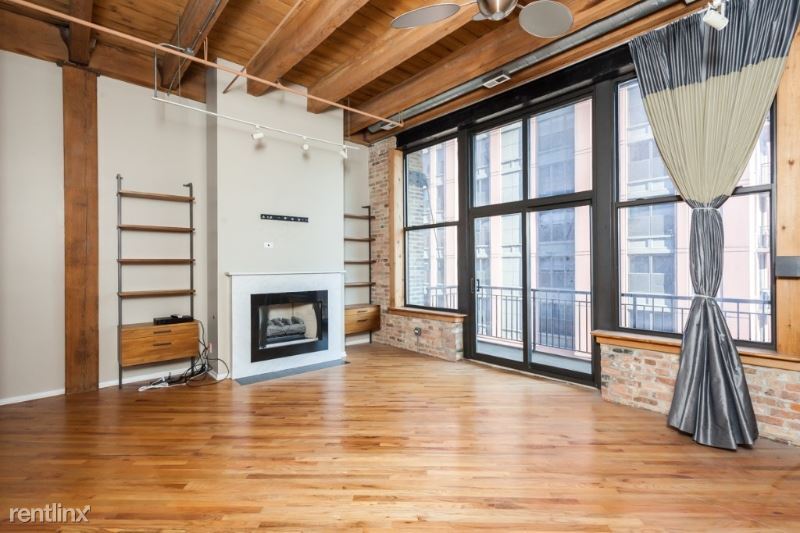 Primary Photo - 606 W Fulton St