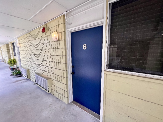 Foto del edificio - 1301 S Howard Ave
