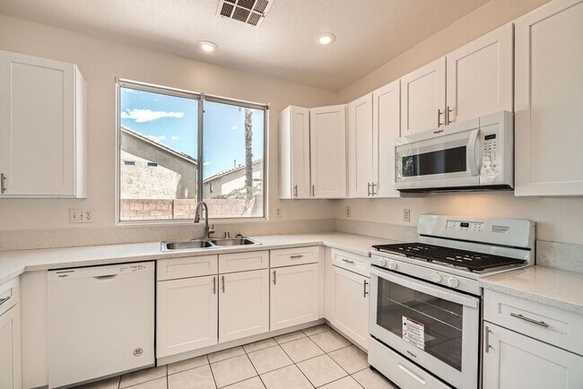 Building Photo - Come see why this is you next home!