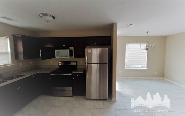 Foto del edificio - 1102 River Wood Creek W