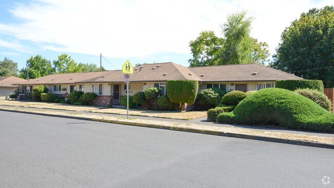 Foto del edificio - 5705 SW Tucker Ave