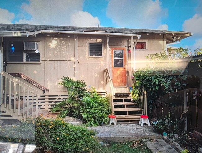 Building Photo - 5112 Kalanianaole Hwy