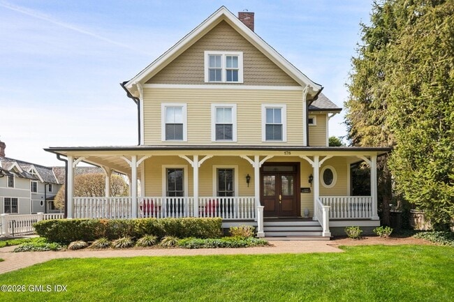 Building Photo - 178 Milbank Ave