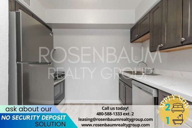 Building Photo - 1050 W University Dr