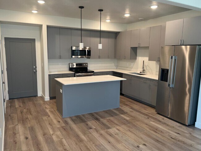 Photo - 636 E 12225 S Townhome