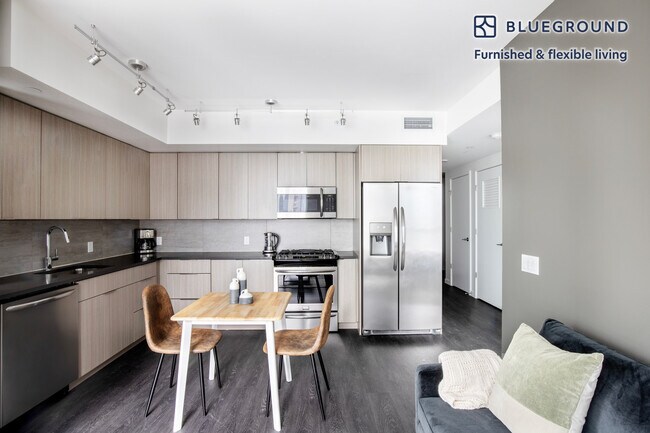 Foto del edificio - 2116 4th Ave