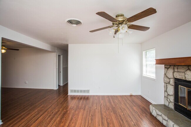 Foto del edificio - 4508 52nd St