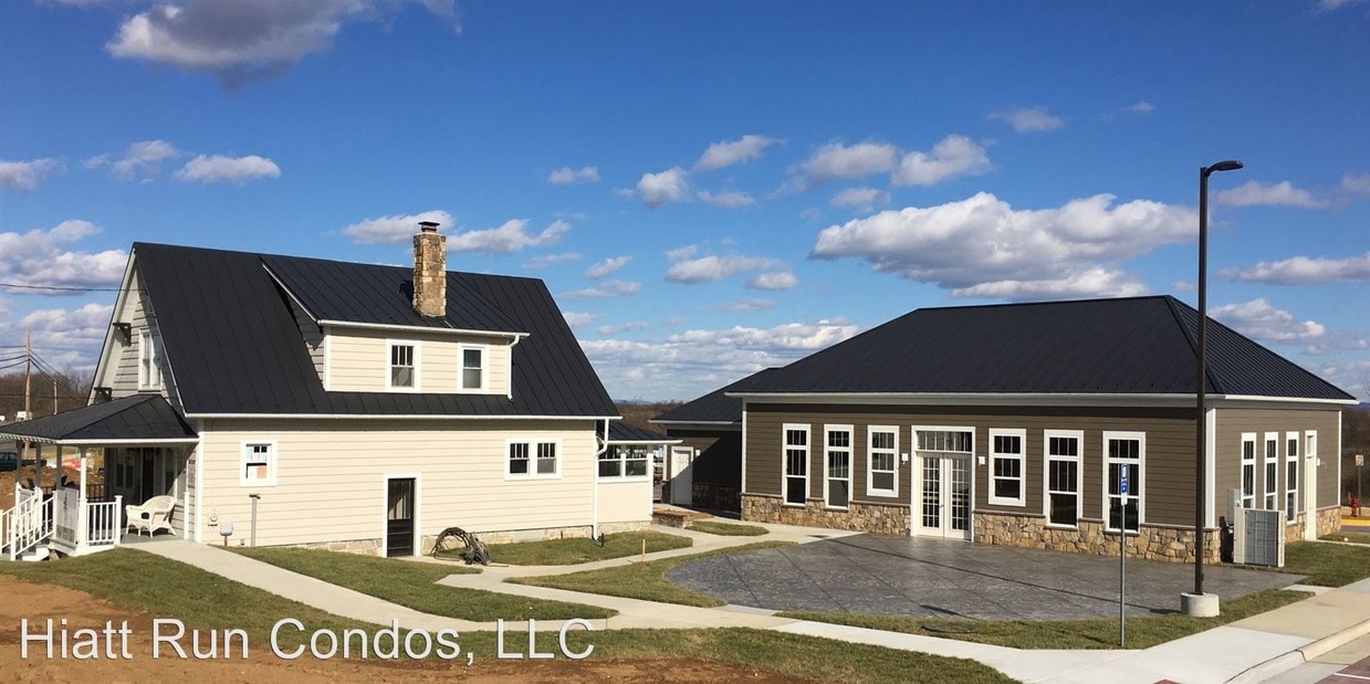 Building Photo - 155 Fenway Cir