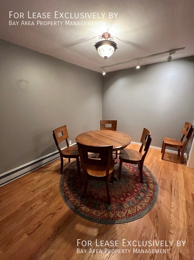 Foto del edificio - Pet-friendly, ground floor 2BR/2BA condo n...