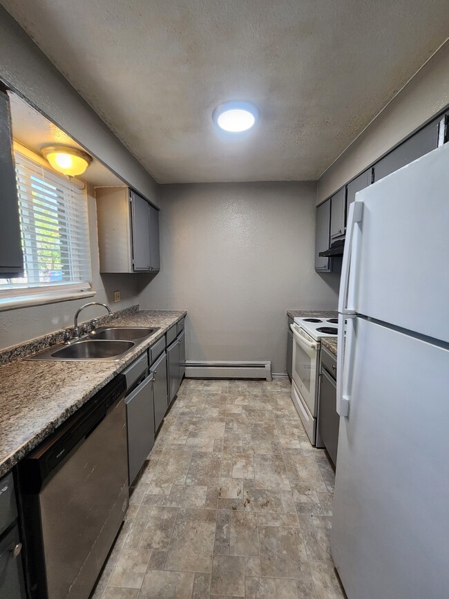 Cocina - 1363 Mobile St