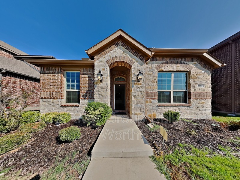 Foto principal - 1417 Green Leaf Dr