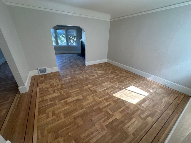 Foto del edificio - 3585-3587 Pierce Street (1332r)