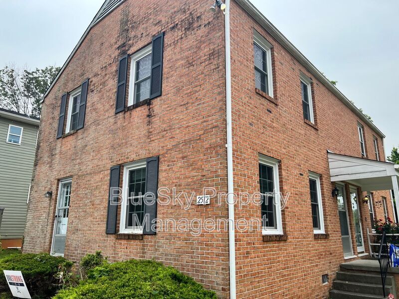 Primary Photo - 2512 Plateau Rd