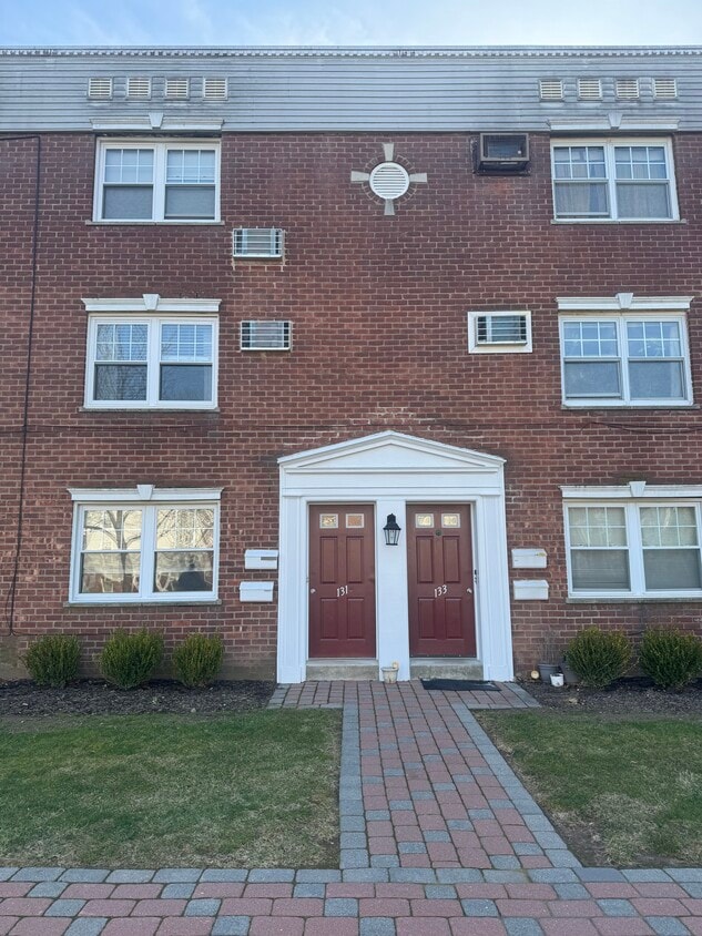 131 Hastings Ave Unit 131A, Rutherford, NJ 07070 Apartments in