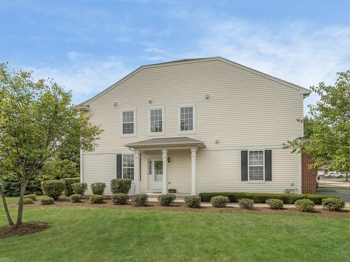 360 Grape Vine Trail, Oswego, IL 60543 Townhome Rentals in Oswego IL