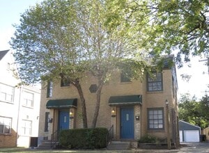 Building Photo - 3312 N Robinson Ave