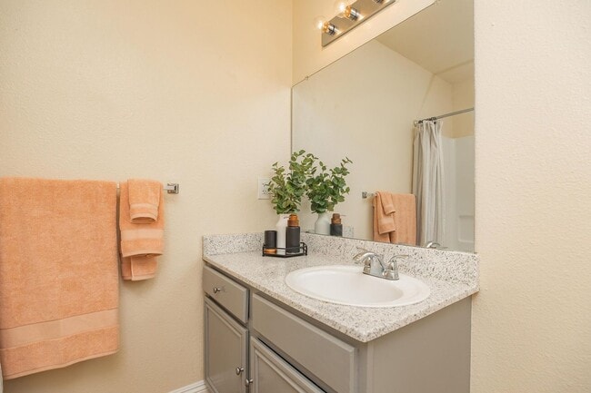 Interior Photo - Windscape Apartments