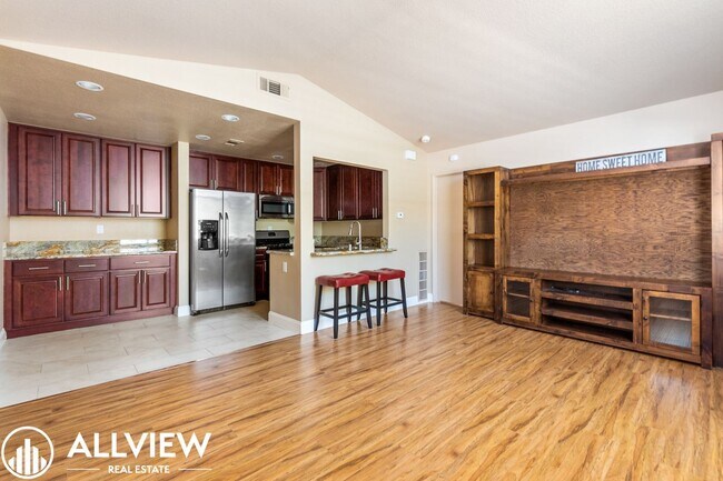 Building Photo - 1 br, 1 bath House - 15 Gaviota #132