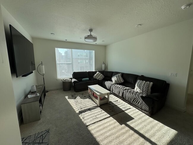 Photo - 5452 Cardinal Park Rd Townhome