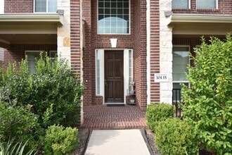 Building Photo - 10135 Cypress Path