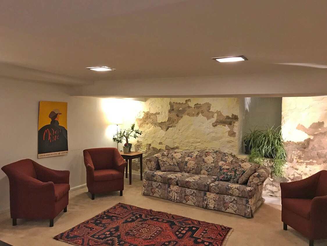 living room - 3726 Harrison St NW