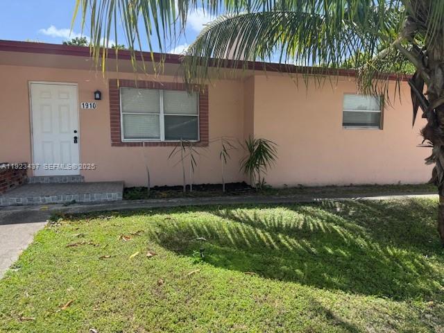 Building Photo - 1910 SW 99th Ave