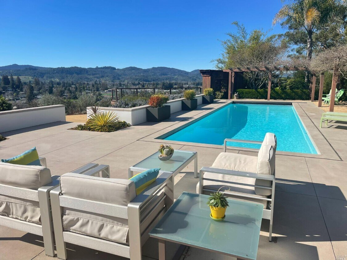Foto principal - 812 Samantha Ct