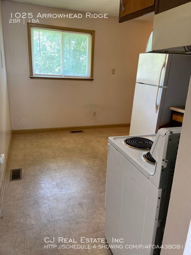 Foto del edificio - 1025 Arrowhead Ridge